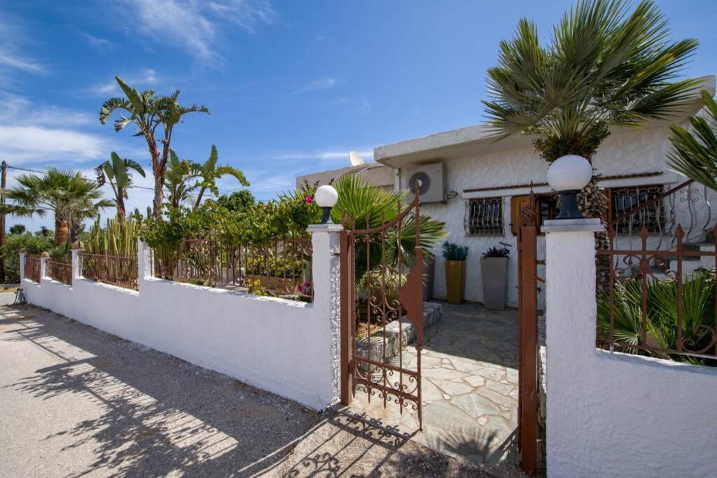 فيلا Renas Secret Garden House خانيا المظهر الخارجي الصورة