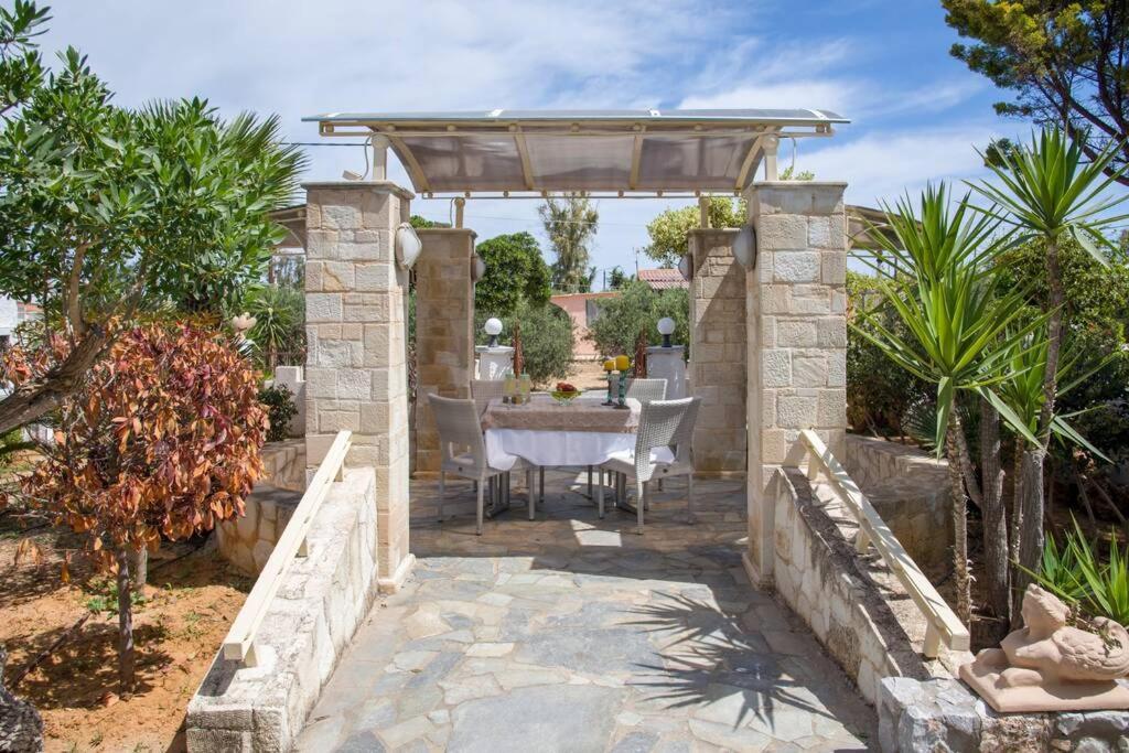 فيلا Renas Secret Garden House خانيا المظهر الخارجي الصورة