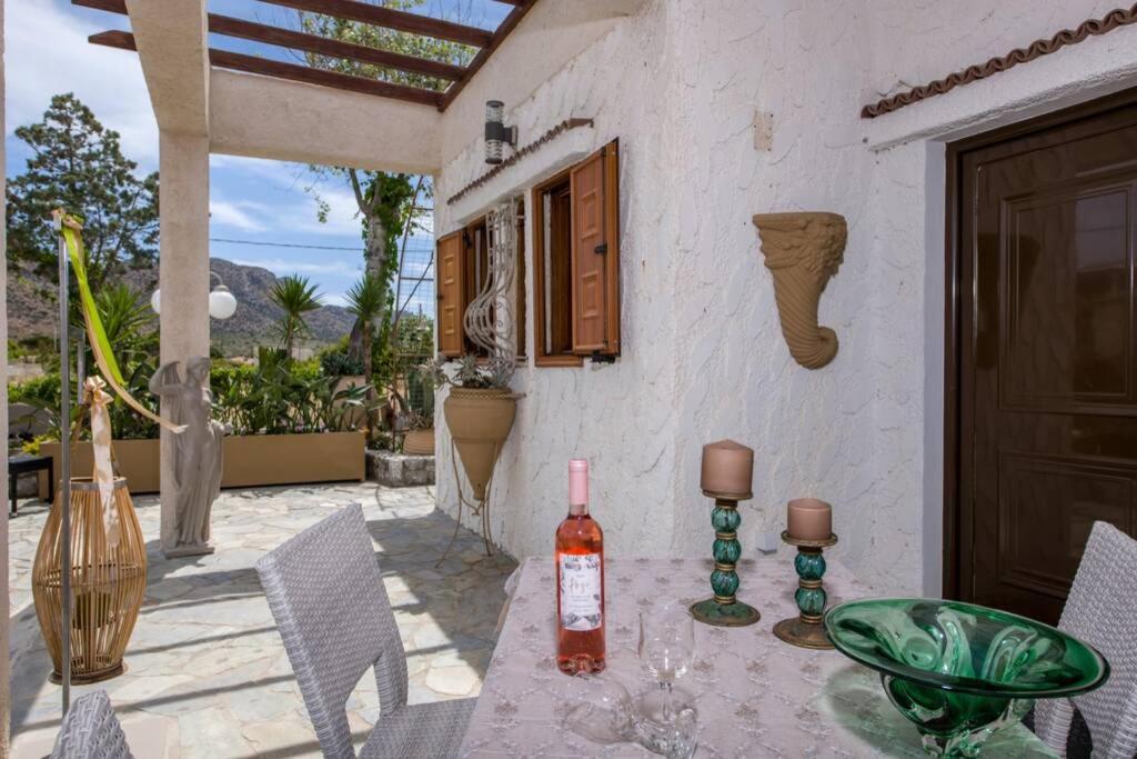 فيلا Renas Secret Garden House خانيا المظهر الخارجي الصورة
