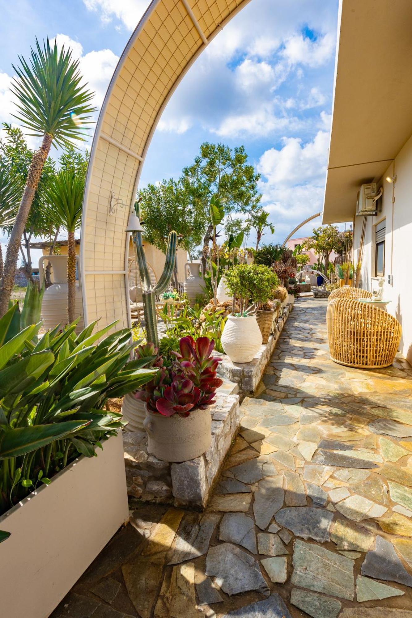 فيلا Renas Secret Garden House خانيا المظهر الخارجي الصورة