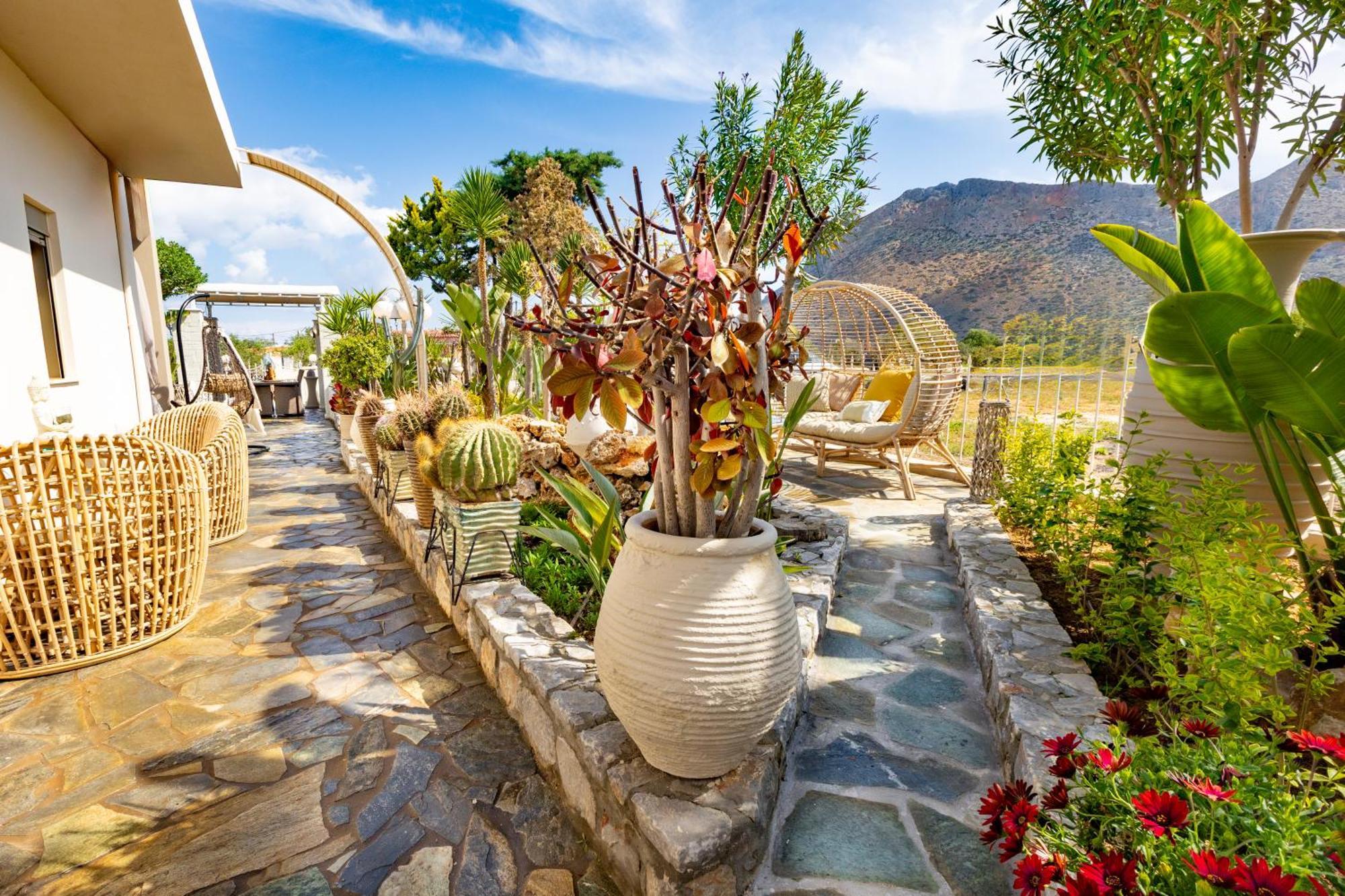فيلا Renas Secret Garden House خانيا المظهر الخارجي الصورة